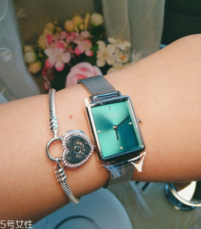 唯路時是國產(chǎn)的嗎？唯路時手表是哪個國家產(chǎn)的？