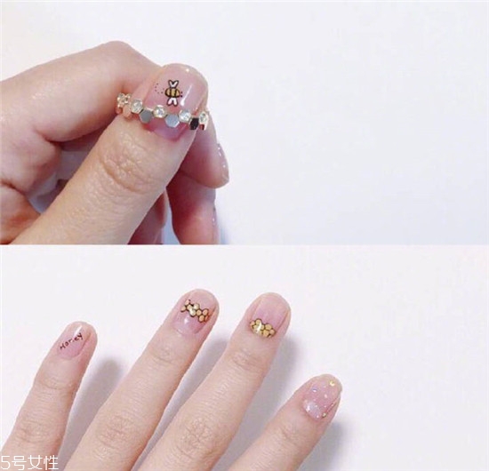 簡約好看的夏季美甲圖片 簡約顯白的美甲新款式 簡約好看的夏季美甲圖片 簡約顯白的美甲新款式