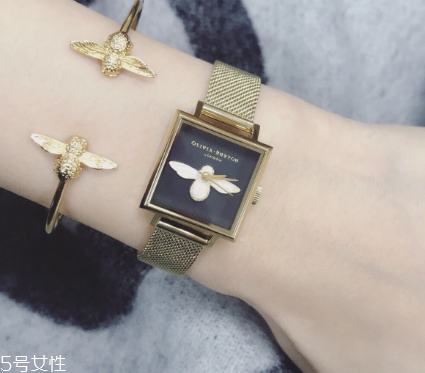 手表調時間的旋鈕叫什么？手表旁邊的旋鈕叫什么？