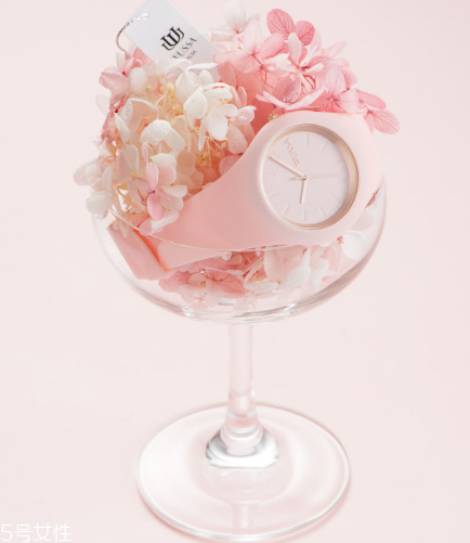 手表皮帶好還是鋼帶好？手表皮帶和鋼帶哪個好？