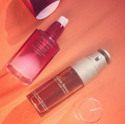 嬌韻詩(shī)和資生堂哪個(gè)好？嬌韻詩(shī)和資生堂精華哪個(gè)好