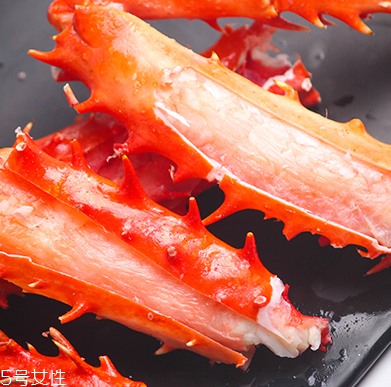 帝王蟹是熟的嗎？帝王蟹是生的熟的？