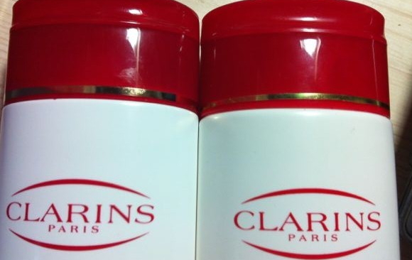 嬌韻詩紅魔晶真假 嬌韻詩紅魔晶真假辨別 嬌韻詩紅魔晶真假 嬌韻詩紅魔晶真假辨別