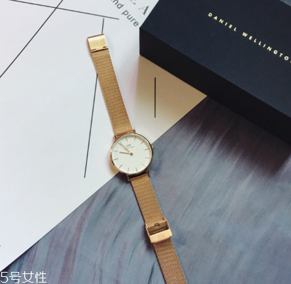 手表洗油用什么油？手表洗油用的哪種油？