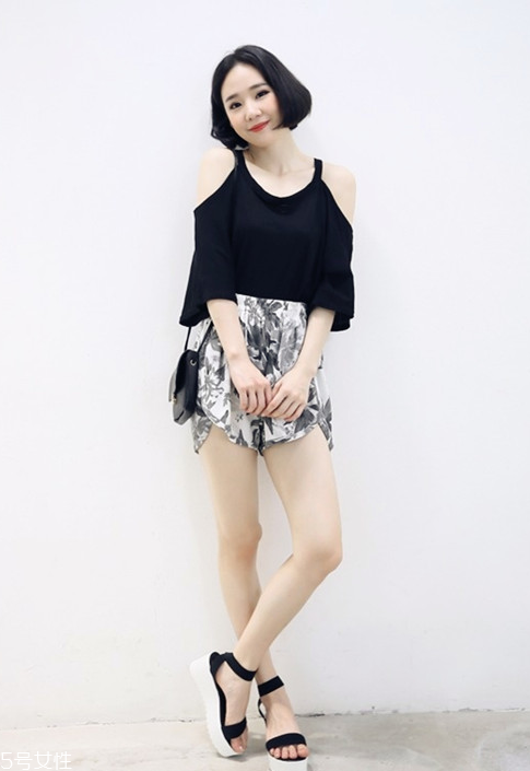 黑色t恤掉毛怎么辦 黑色t恤掉毛怎么處理 黑色t恤掉毛怎么辦 黑色t恤掉毛怎么處理