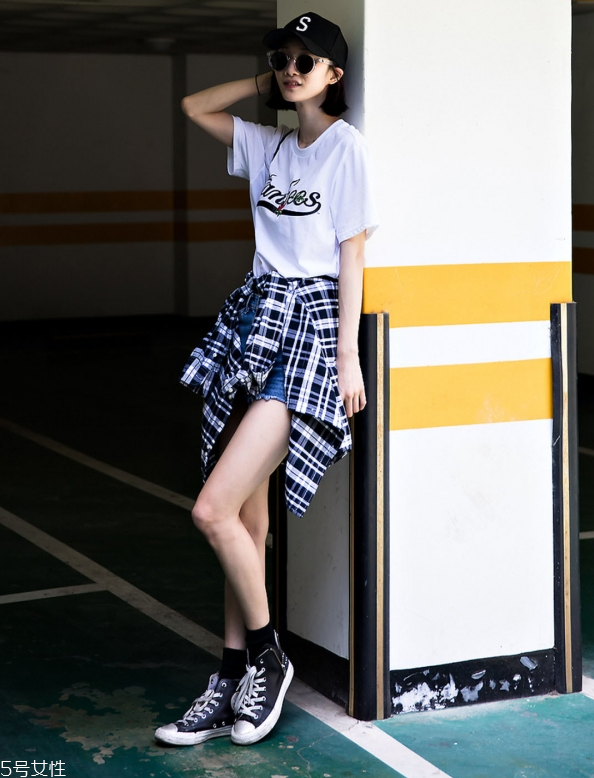 黑色t恤掉毛怎么辦 黑色t恤掉毛怎么處理 黑色t恤掉毛怎么辦 黑色t恤掉毛怎么處理