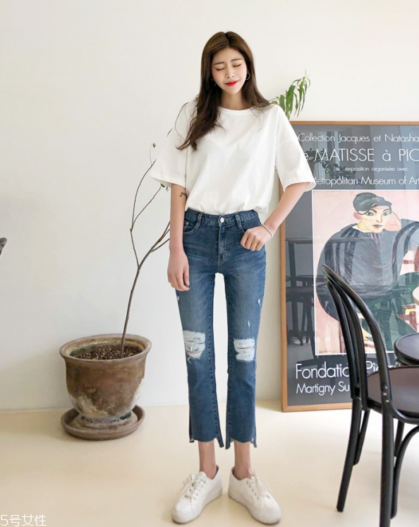 五分袖t恤怎么搭配 五分袖配什么褲子 五分袖t恤怎么搭配 五分袖配什么褲子