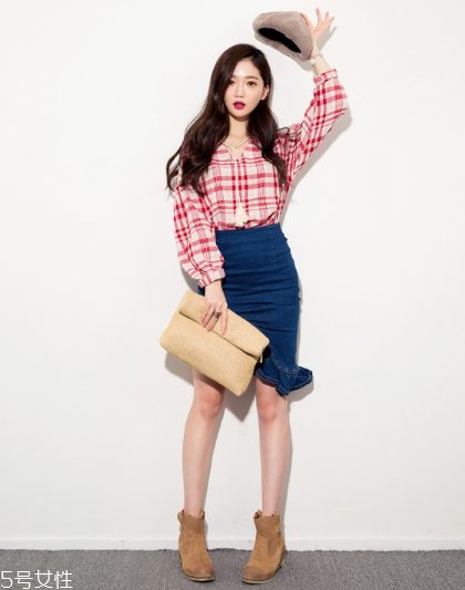 不規(guī)則裙子怎么搭配？不規(guī)則裙子搭配圖片