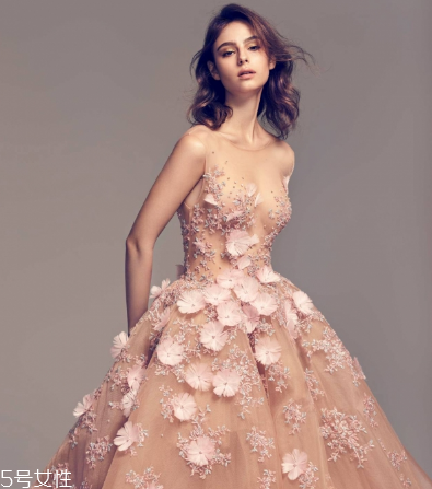 婚紗放在哪里好？婚紗存放方法