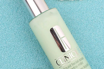 倩碧洗面奶真假鑒別 倩碧洗面奶真假對(duì)比 倩碧洗面奶真假鑒別 倩碧洗面奶真假對(duì)比