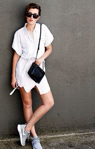 女生白襯衫配什么褲子 內行人才懂得穿搭 女生白襯衫配什么褲子 內行人才懂得穿搭