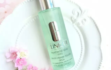 倩碧洗面奶真假鑒別 倩碧洗面奶真假對(duì)比 倩碧洗面奶真假鑒別 倩碧洗面奶真假對(duì)比