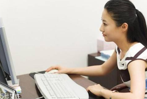 粉底液能防輻射嗎 粉底液對(duì)輻射有效嗎 粉底液能防輻射嗎 粉底液對(duì)輻射有效嗎