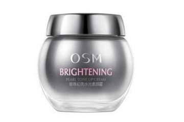 素顏霜太油怎么辦？用素顏霜臉很油怎么辦？