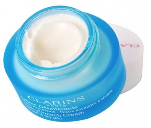 夏天適合用什么護(hù)膚品 夏天適合的護(hù)膚品 夏天適合用什么護(hù)膚品 夏天適合的護(hù)膚品