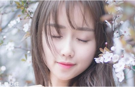 夏天皮膚缺水怎么辦 夏天皮膚缺水怎么調(diào)理 夏天皮膚缺水怎么辦 夏天皮膚缺水怎么調(diào)理