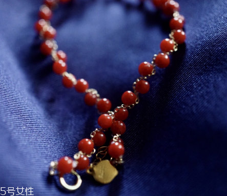 紅珊瑚手鏈有什么寓意？紅珊瑚手鏈寓意是什么？