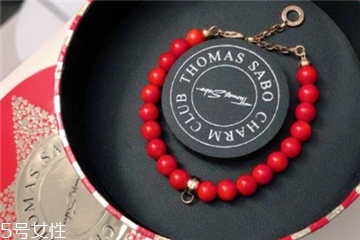 紅珊瑚手鏈真假鑒別 怎樣辨別紅珊瑚手鏈的真假？