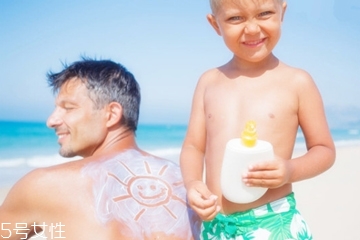 寶寶能用廣譜防曬霜嗎 寶寶適合用全光譜防曬霜嗎 寶寶能用廣譜防曬霜嗎 寶寶適合用全光譜防曬霜嗎