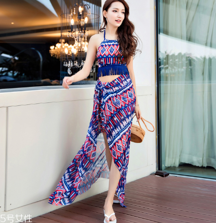 身材不好怎么挑選泳衣？不同身材選購(gòu)泳衣技巧