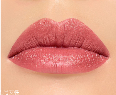 口紅對身體有什么危害？每天涂口紅有害處嗎？