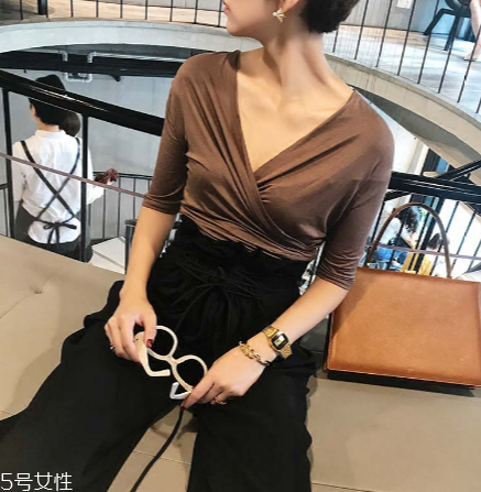 今年夏天流行什么上衣？夏季上衣流行元素