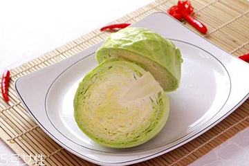 牛心菜可以做沙拉嗎？牛心菜怎么做沙拉？