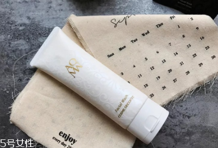 黛珂白檀新包裝怎么樣？黛珂白檀系列針對(duì)什么皮膚？