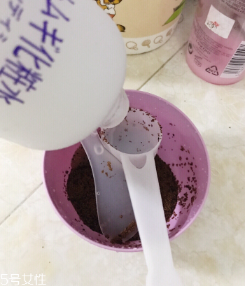 海藻面膜要洗嗎？海藻面膜敷完要洗臉嗎？