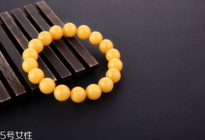 蜜蠟手串怎么盤？蜜蠟手串盤玩技巧