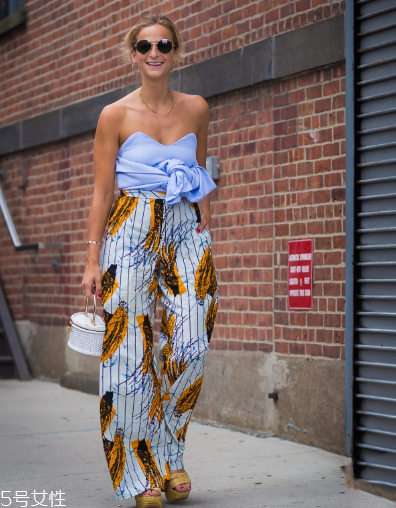 褲子發(fā)霉還能穿嗎？發(fā)霉的褲子要扔掉嗎？