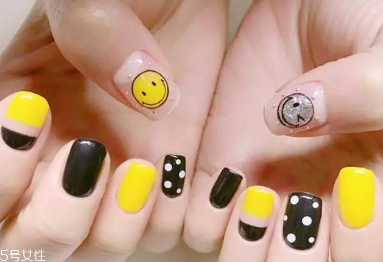 個(gè)性美甲圖片2018 讓人過(guò)目難忘的瀟灑酷帥美甲 個(gè)性美甲圖片2018 讓人過(guò)目難忘的瀟灑酷帥美甲