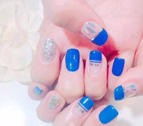 個(gè)性美甲圖片2018 讓人過(guò)目難忘的瀟灑酷帥美甲 個(gè)性美甲圖片2018 讓人過(guò)目難忘的瀟灑酷帥美甲