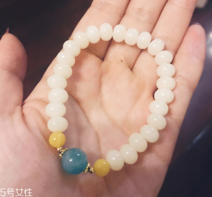 菩提根手串怎么盤玩？這樣盤包漿才好看