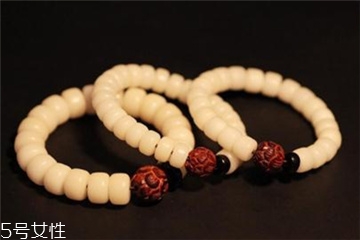 菩提根手串發(fā)黑怎么辦？找準原因?qū)ΠY下藥