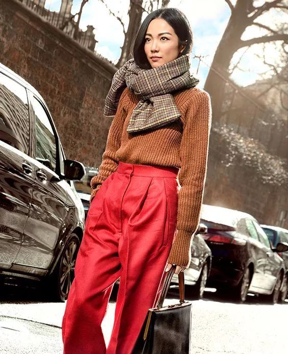 穿什么顏色的衣服顯白 穿對(duì)膚色亮白一階 穿什么顏色的衣服顯白 穿對(duì)膚色亮白一階