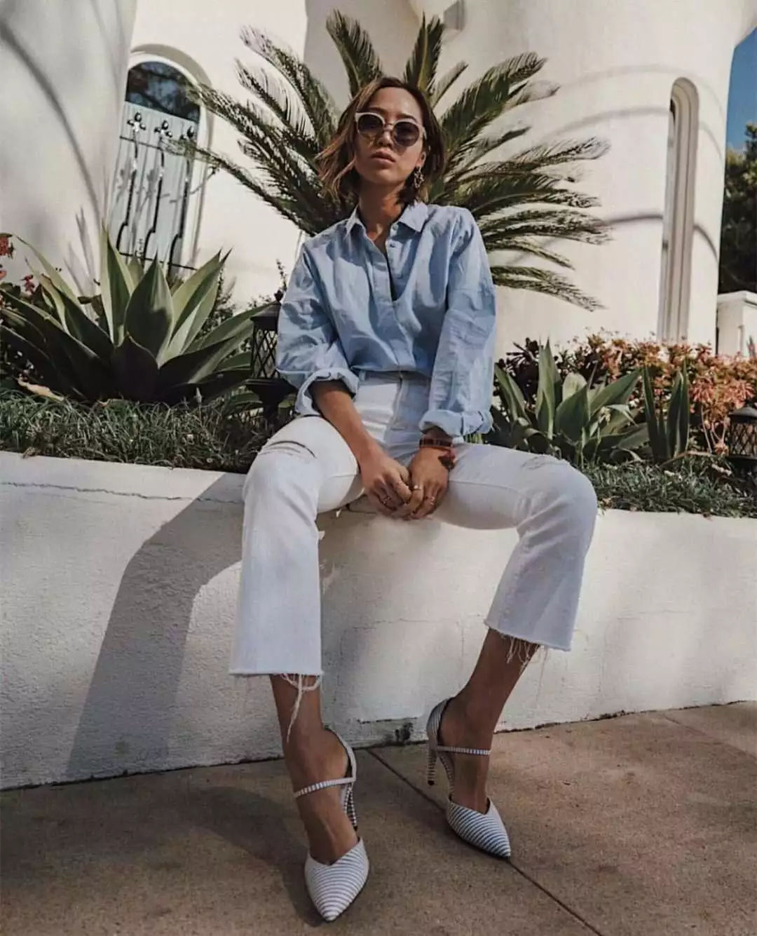 穿什么顏色的衣服顯白 穿對(duì)膚色亮白一階 穿什么顏色的衣服顯白 穿對(duì)膚色亮白一階