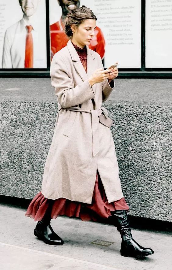 穿什么顏色的衣服顯白 穿對(duì)膚色亮白一階 穿什么顏色的衣服顯白 穿對(duì)膚色亮白一階