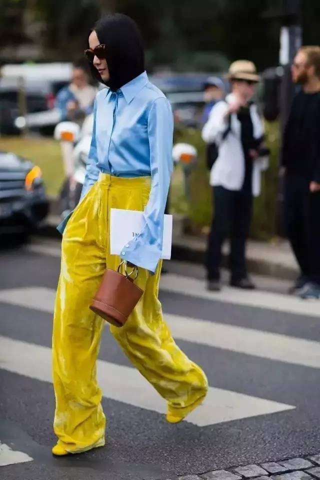 穿什么顏色的衣服顯白 穿對(duì)膚色亮白一階 穿什么顏色的衣服顯白 穿對(duì)膚色亮白一階