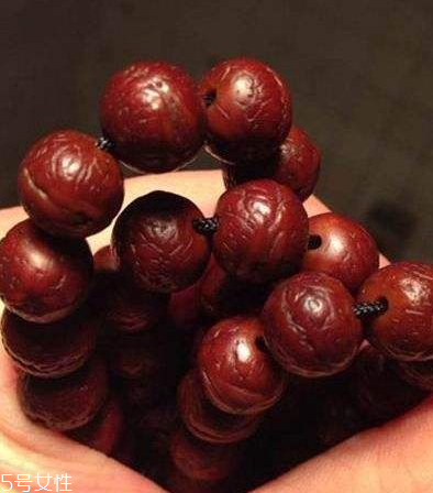 鳳眼菩提裂了怎么辦 找準原因有效處理 鳳眼菩提裂了怎么辦 找準原因有效處理