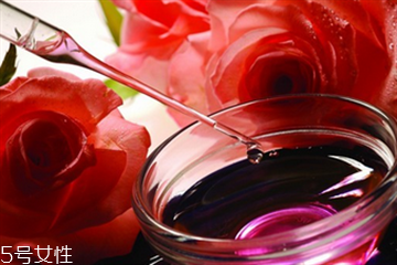 經(jīng)期可以使用精油嗎 經(jīng)期不能使用這些精油 經(jīng)期可以使用精油嗎 經(jīng)期不能使用這些精油