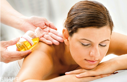 孕婦可以用精油按摩嗎 孕婦適合用的精油 孕婦可以用精油按摩嗎 孕婦適合用的精油