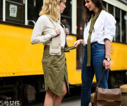 什么樣的衣服顯氣質(zhì) 氣質(zhì)女神都這樣穿 什么樣的衣服顯氣質(zhì) 氣質(zhì)女神都這樣穿