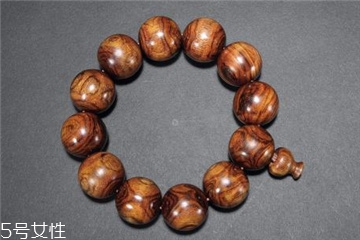 黃花梨手串真假辨認(rèn) 教你最簡單的鑒別方法 黃花梨手串真假辨認(rèn) 教你最簡單的鑒別方法
