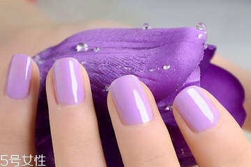 指甲油為什么會(huì)變稠 變稠是因?yàn)檫@個(gè)原因 指甲油為什么會(huì)變稠 變稠是因?yàn)檫@個(gè)原因