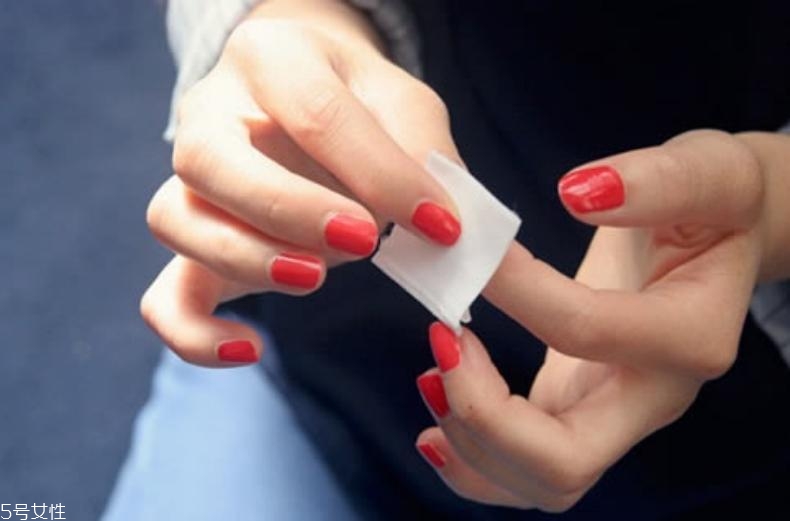 夏天拼色美甲圖片 和單調(diào)純色說分手 夏天拼色美甲圖片 和單調(diào)純色說分手