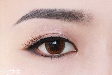 睫毛膏對眼睛有害嗎 真相是這樣 睫毛膏對眼睛有害嗎 真相是這樣