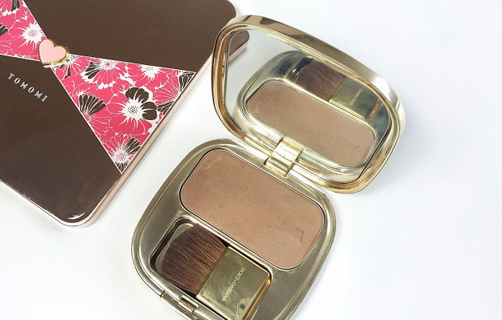 修容粉用在哪個(gè)步驟不卡粉 夏日修容神器 修容粉用在哪個(gè)步驟不卡粉 夏日修容神器