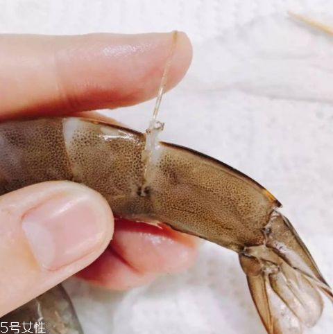 基圍蝦好熟嗎 熟的非?？?></p><p>挺好的，性價(jià)比很高，不過因?yàn)槭呛．a(chǎn)，所以白灼會(huì)有點(diǎn)腥味，蘸點(diǎn)點(diǎn)料就棒棒噠。<br/></p>		</div>
<div align=