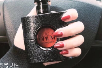 濃郁調(diào)香水適合什么季節(jié) 性感火辣有穿透力 濃郁調(diào)香水適合什么季節(jié) 性感火辣有穿透力